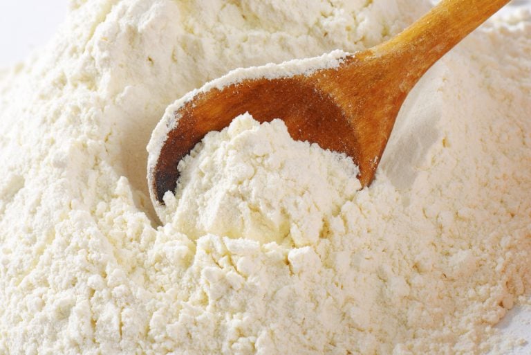 almond flour vs white flour