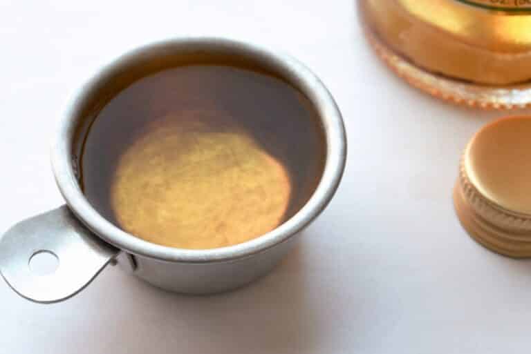 Champagne vinegar vs. white wine vinegar